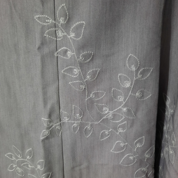 Sigrid Olsen Embroidered Gray Skirt - Picture 6 of 9